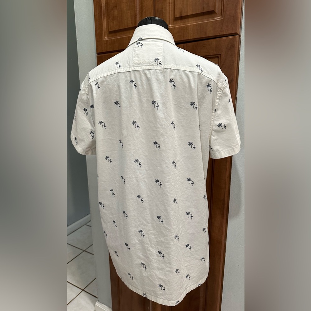 Mens Hollister shirt - Picture 5 of 6